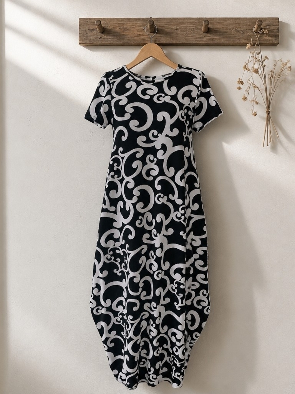 Black and White Swirl Midi Dress
